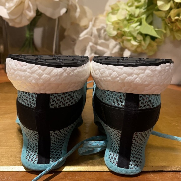 NWOT!! Adidas “SpeedFactory AM4LA Parley” Sneakers - Picture 16 of 16